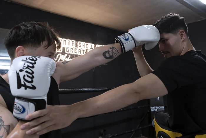 Clinch-oefening in de ring